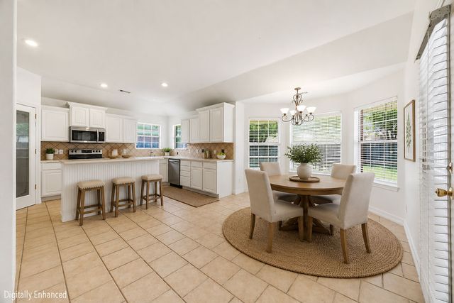 2201 SW Juniper Avenue, Bentonville, AR 72713