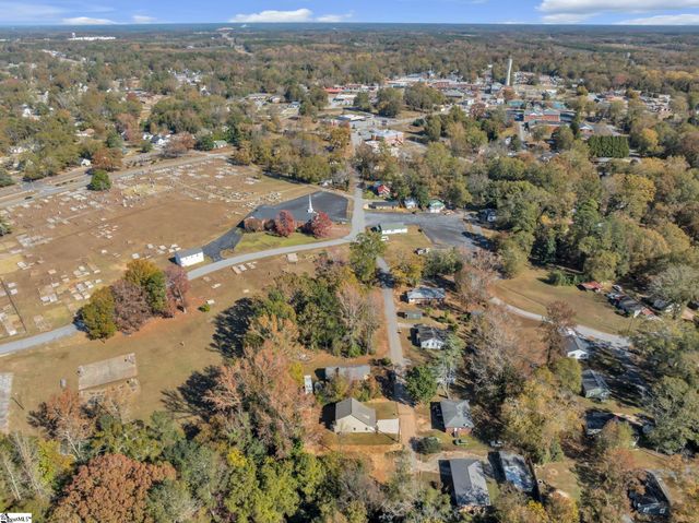 108 Oak Street, Belton, SC 29627