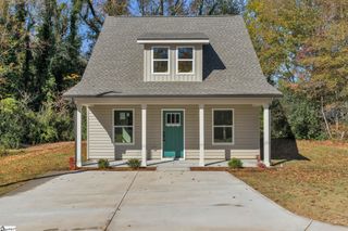 108 Oak Street, Belton, SC 29627