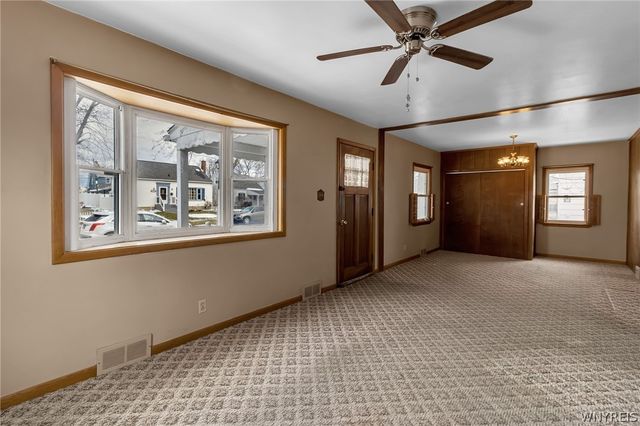 275 Mapleview Drive, Tonawanda, NY 14150