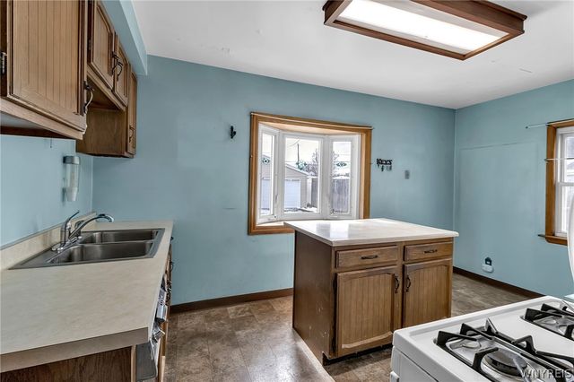 275 Mapleview Drive, Tonawanda, NY 14150