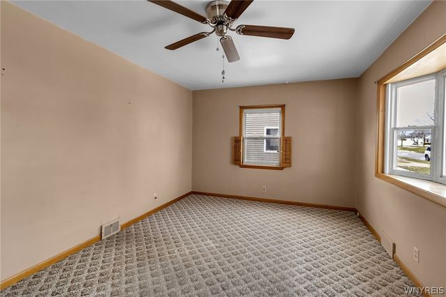 275 Mapleview Drive, Tonawanda, NY 14150