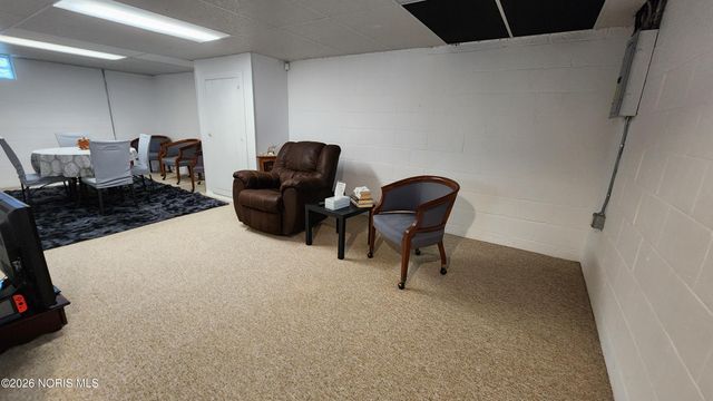 4037 Commonwealth Avenue, Toledo, OH 43612