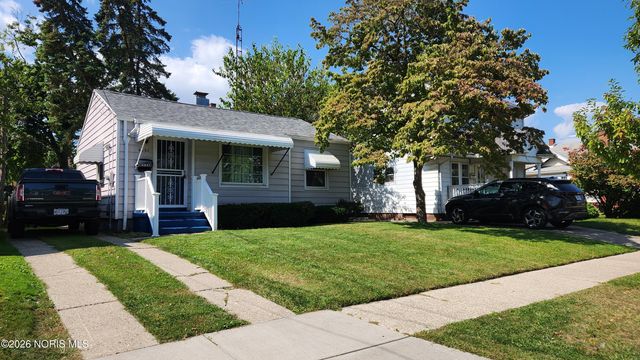 4037 Commonwealth Avenue, Toledo, OH 43612