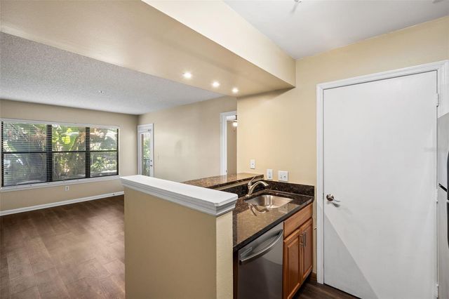 11901 4TH STREET N 5107, St Petersburg, FL 33716