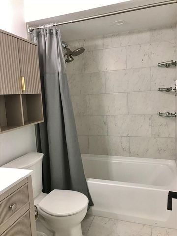 11059 SPRINGRIDGE DRIVE, Tampa, FL 33624