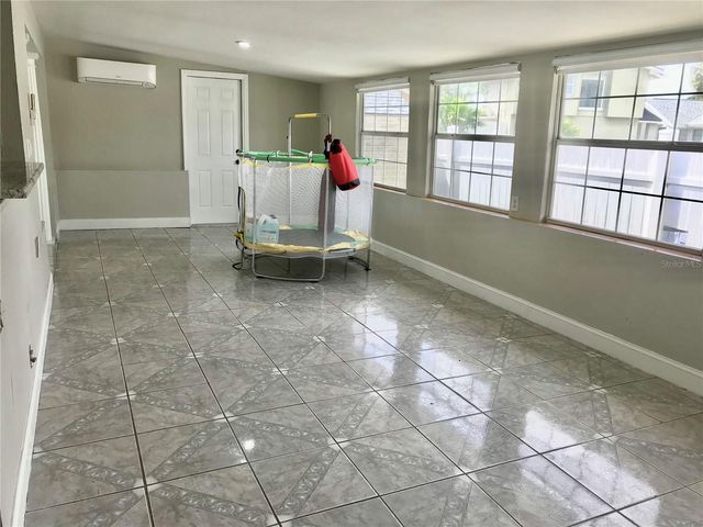 11059 SPRINGRIDGE DRIVE, Tampa, FL 33624