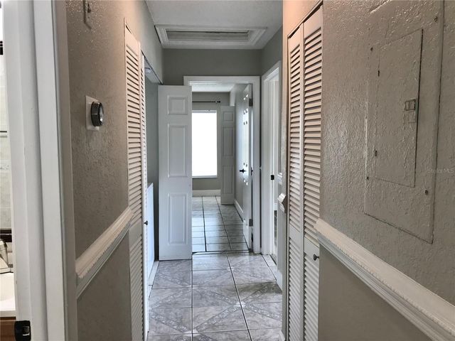 11059 SPRINGRIDGE DRIVE, Tampa, FL 33624