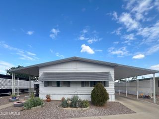 305 S VAL VISTA Drive 243, Mesa, AZ 85204