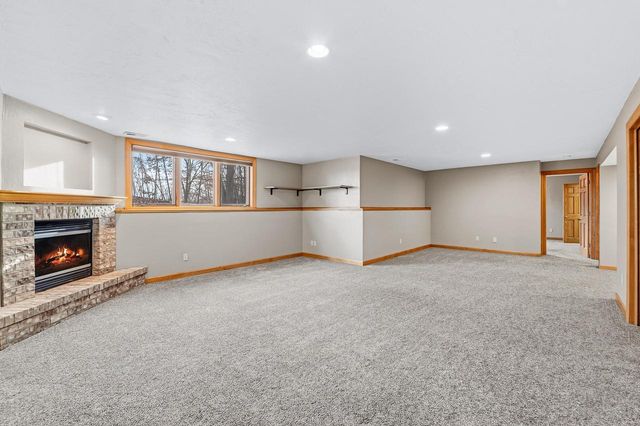 4175 Twilight COURT, Oshkosh, WI 54904