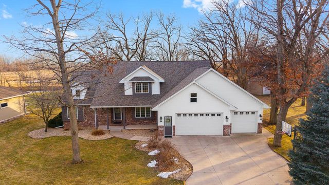 4175 Twilight COURT, Oshkosh, WI 54904