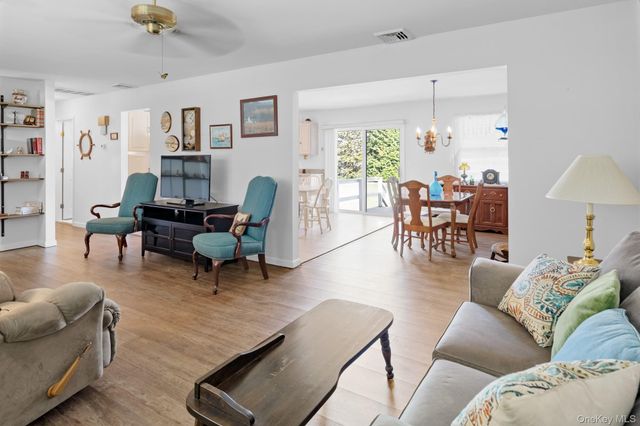 72 Josica Drive, Aquebogue, NY 11901