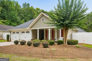 162 Cottage Club Drive, Locust Grove, GA 30248