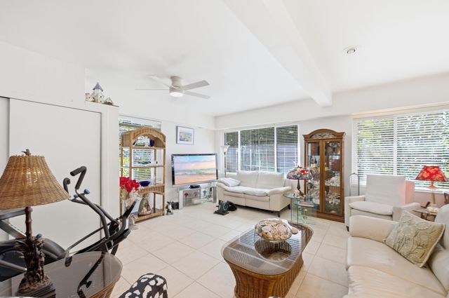 2680 NE 16th Street, Pompano Beach, FL 33062