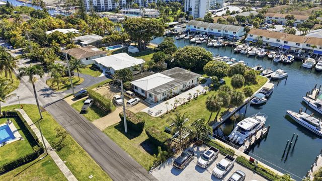 2680 NE 16th Street, Pompano Beach, FL 33062