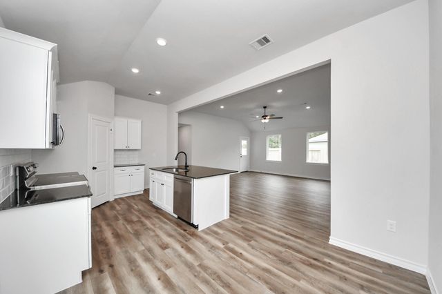 12825 Naval Drive, Conroe, TX 77306