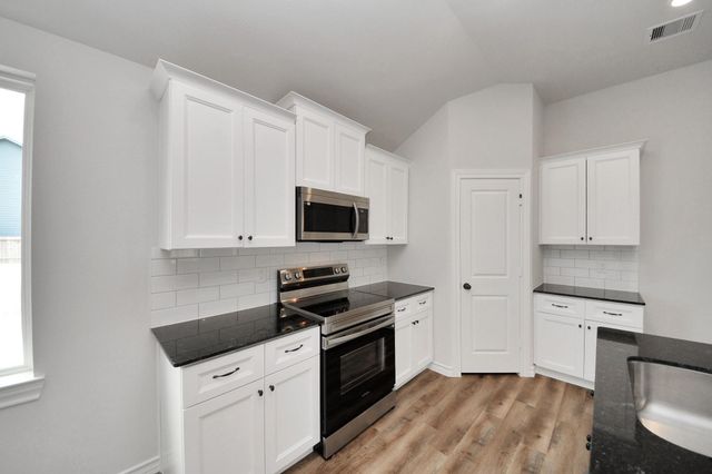 12825 Naval Drive, Conroe, TX 77306
