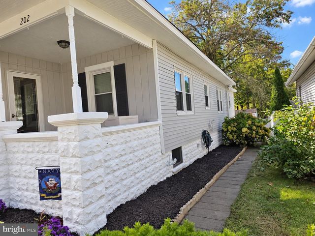 202 MONUMENT AVE, National Park, NJ 08063