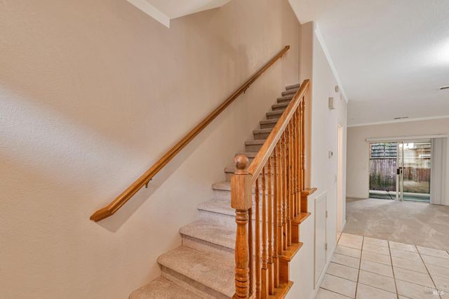 1239 Eardley Ave, Santa Rosa, CA 95401