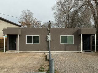 1100 &1102 10th Street SW, Albuquerque, NM 87102