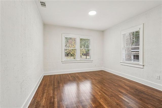 829 Rose SW Circle, Atlanta, GA 30310