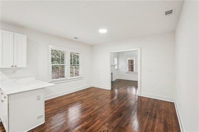 829 Rose SW Circle, Atlanta, GA 30310