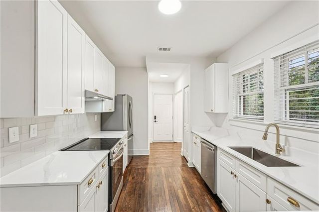 829 Rose SW Circle, Atlanta, GA 30310