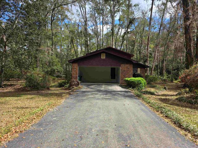 3429 Lakeshore Drive, Tallahassee, FL 32312