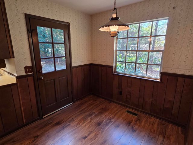 3429 Lakeshore Drive, Tallahassee, FL 32312