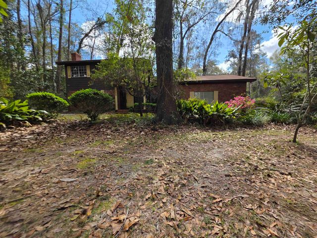 3429 Lakeshore Drive, Tallahassee, FL 32312