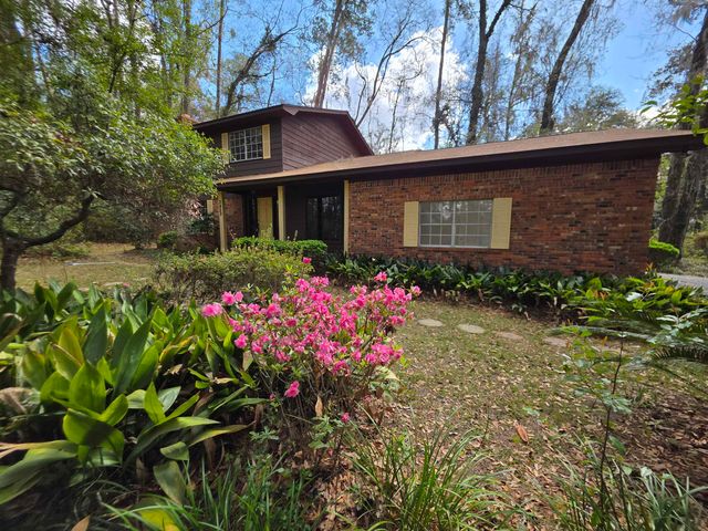3429 Lakeshore Drive, Tallahassee, FL 32312