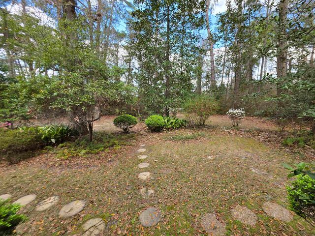 3429 Lakeshore Drive, Tallahassee, FL 32312