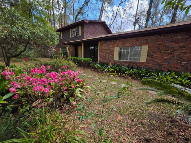 3429 Lakeshore Drive, Tallahassee, FL 32312