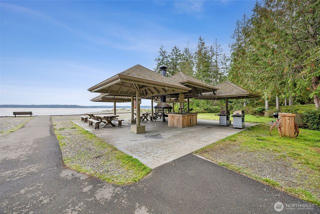 658 E Pitcairn Place, Shelton, WA 98584