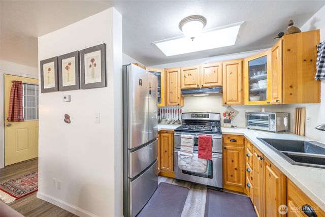 658 E Pitcairn Place, Shelton, WA 98584