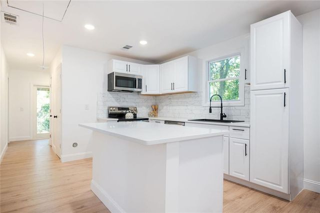 419 Mount Zion SW Road, Hapeville, GA 30354