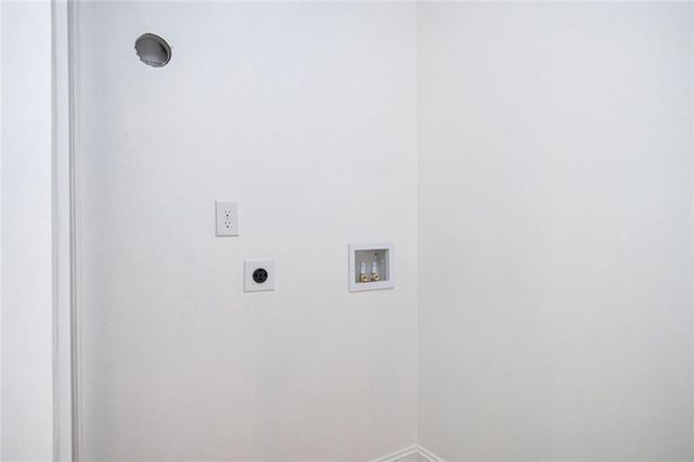 419 Mount Zion SW Road, Hapeville, GA 30354