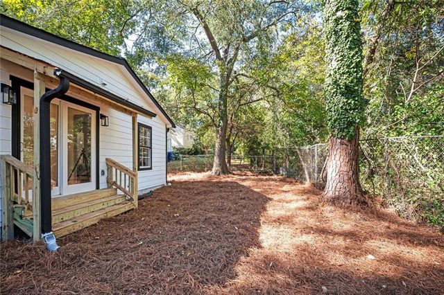 419 Mount Zion SW Road, Hapeville, GA 30354