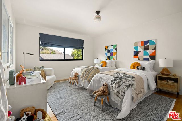 5808 Vicstone Court, Culver City, CA 90232