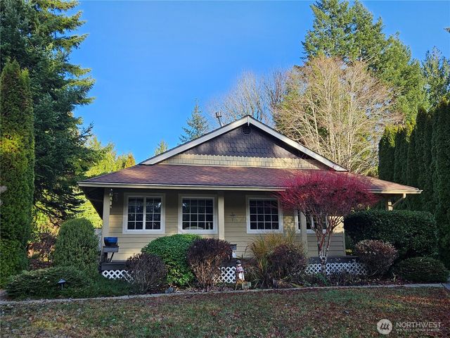 1121 E Old Ranch Rd, Allyn, WA 98524