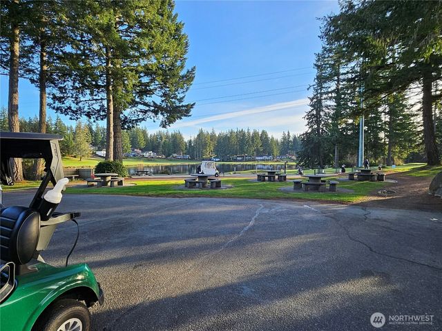 1121 E Old Ranch Rd, Allyn, WA 98524