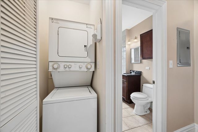 838 S Scoville Avenue 3, Oak Park, IL 60304
