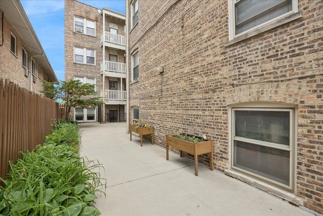 838 S Scoville Avenue 3, Oak Park, IL 60304