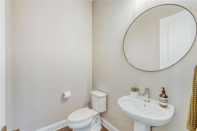 2381 Brissett Lane, Brookhaven, GA 30319