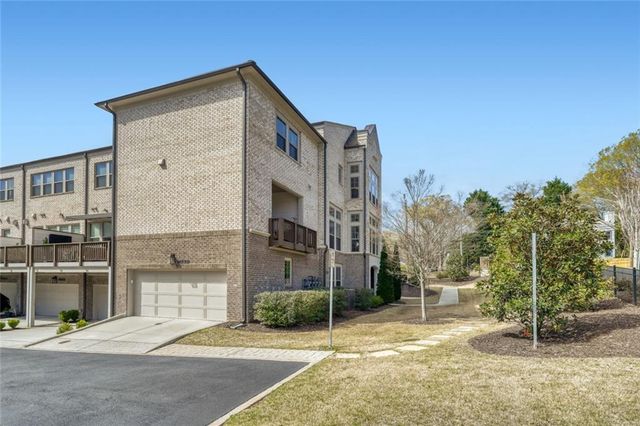 2381 Brissett Lane, Brookhaven, GA 30319