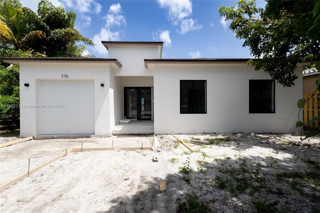 775 NW 47th St, Miami, FL 33127
