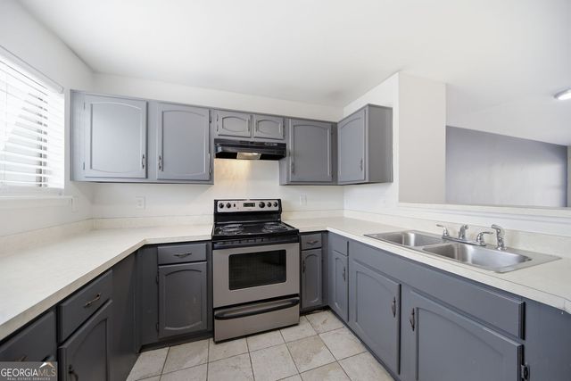 3273 Tennington Place, Lawrenceville, GA 30044