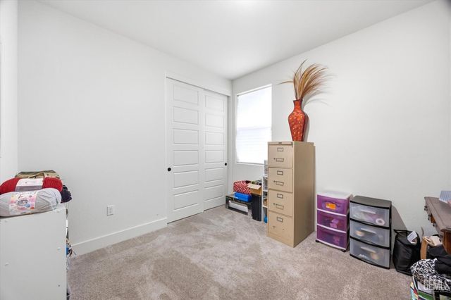 7903 Rock Port Avenue, Bakersfield, CA 93313