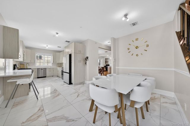 10 Lemberg Court 401, Monroe, NY 10950