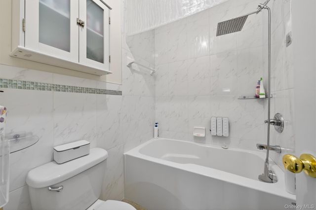 10 Lemberg Court 401, Monroe, NY 10950